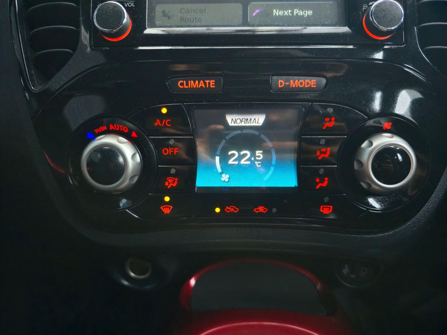 Used Nissan Juke 2015 for sale - 77496134: Photo 17