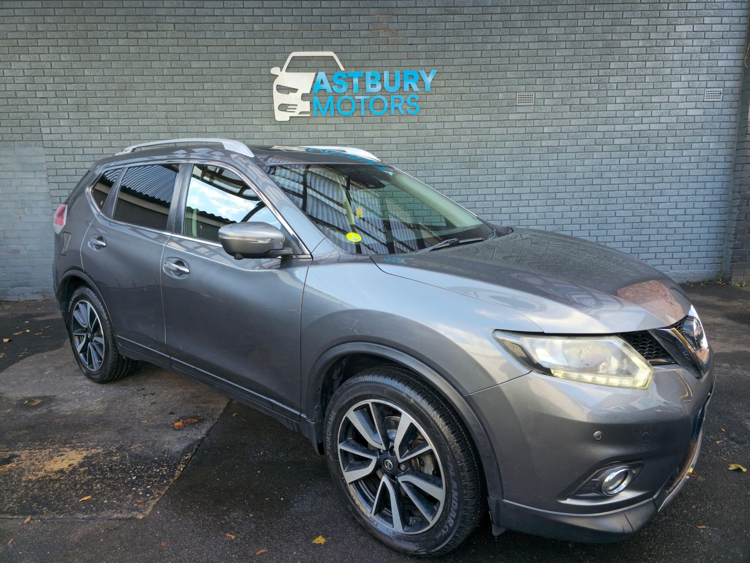 Used Nissan X-Trail 2016 for sale - 76702256: Photo 1