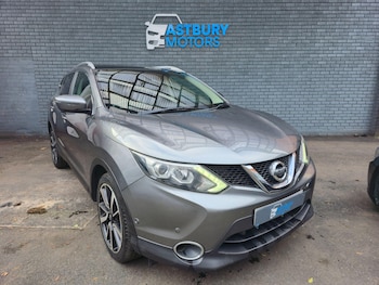 Used Nissan Qashqai 2017 for sale - 76689899: Photo