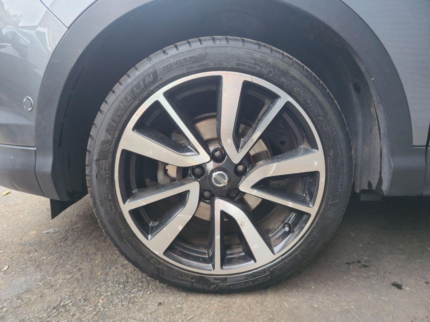 Used Nissan Qashqai 2017 for sale - 76689899: Photo 21