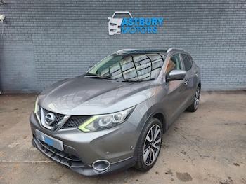 Used Nissan Qashqai 2017 for sale - 76689899: Photo