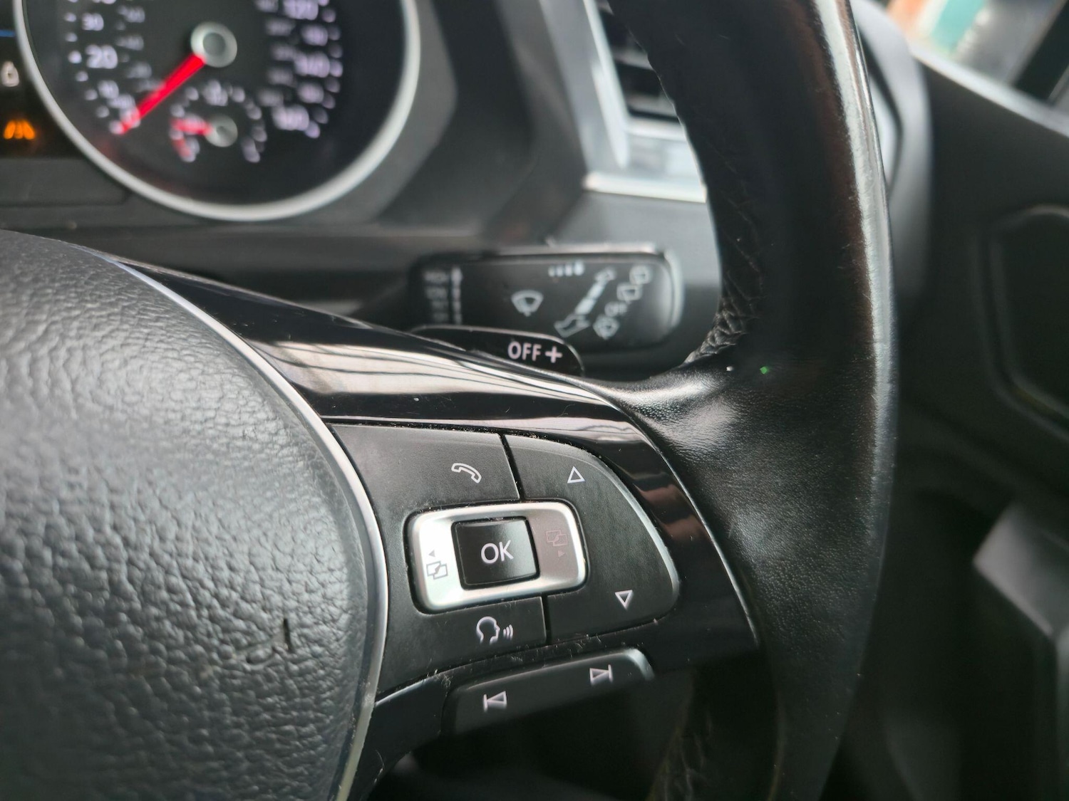 Used Volkswagen Tiguan 2017 for sale - 77854294: Photo 12