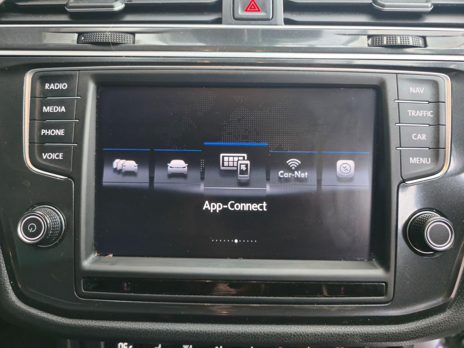 Used Volkswagen Tiguan 2017 for sale - 77854294: Photo 15