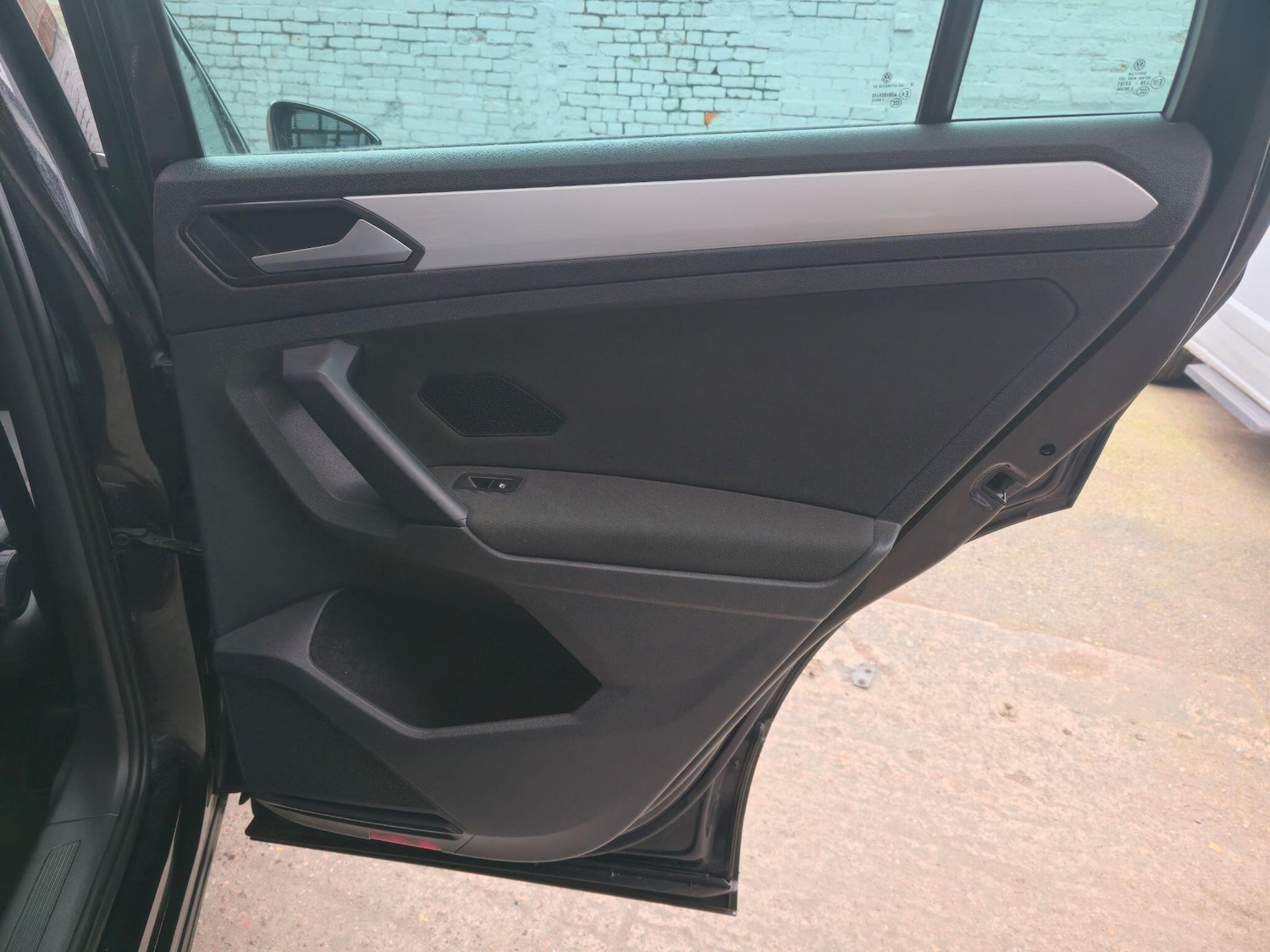 Used Volkswagen Tiguan 2017 for sale - 77854294: Photo 27