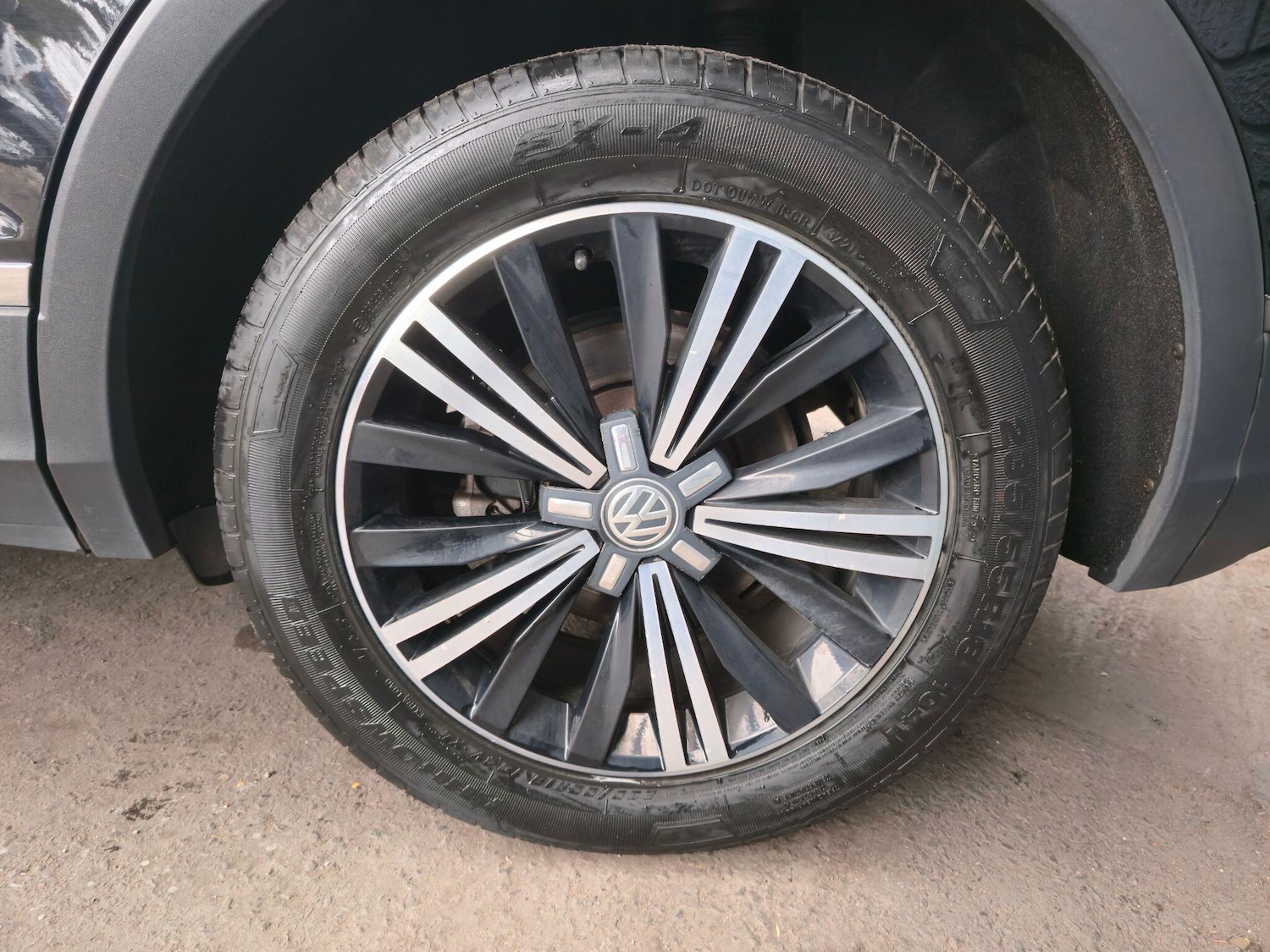 Used Volkswagen Tiguan 2017 for sale - 77854294: Photo 31