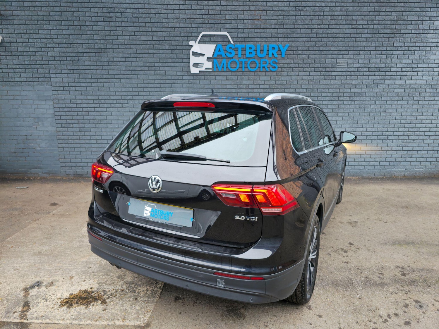 Used Volkswagen Tiguan 2017 for sale - 77854294: Photo 7