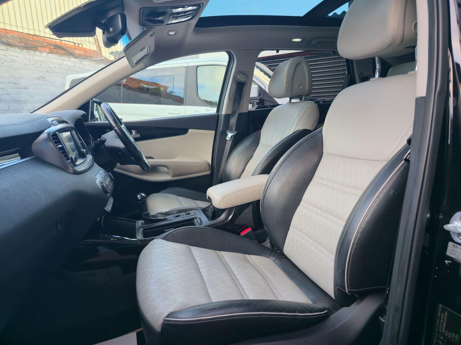 Used Kia Sorento 2016 for sale - 76759631: Photo 30