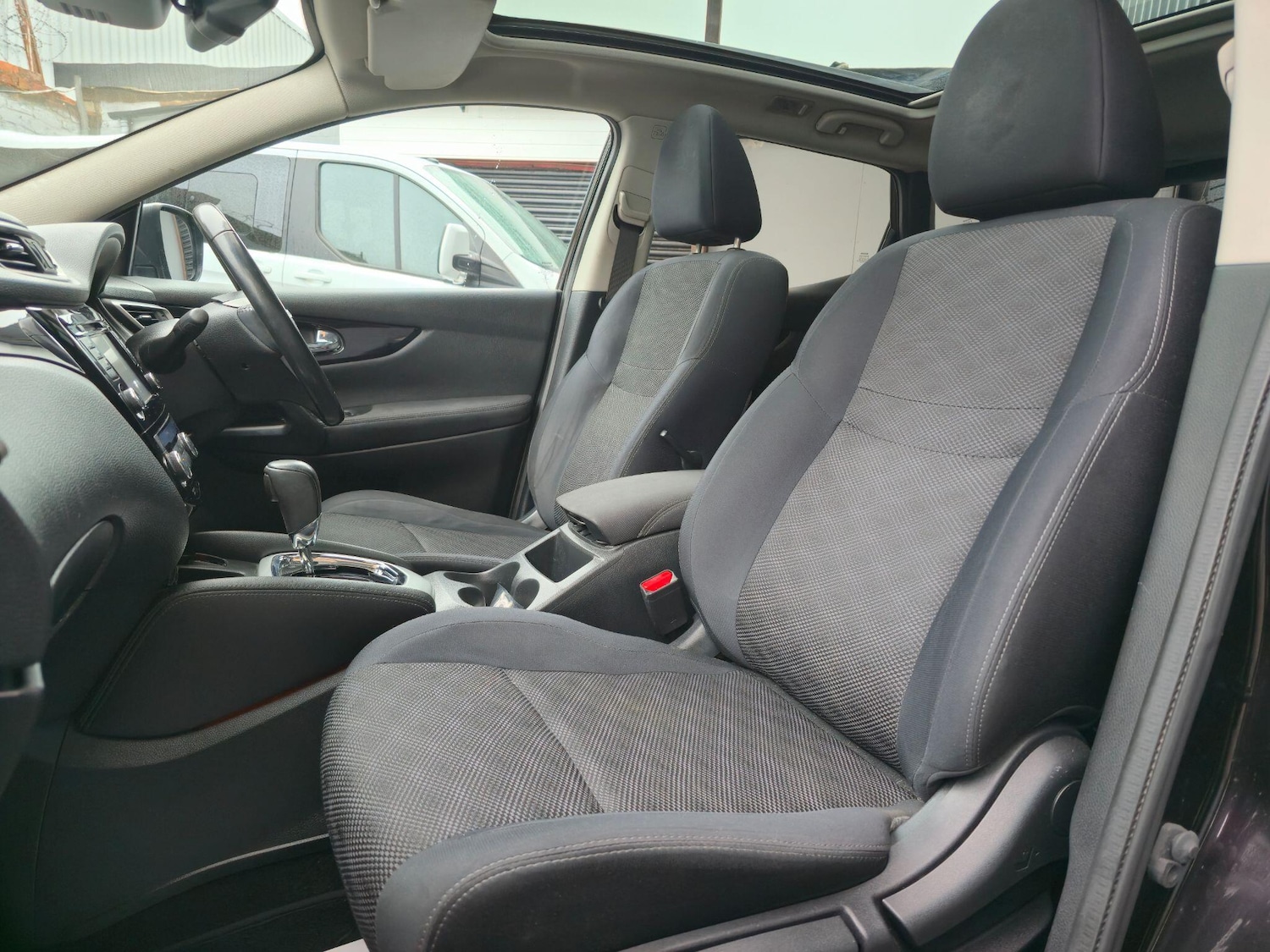 Used Nissan Qashqai 2016 for sale - 77400617: Photo 19