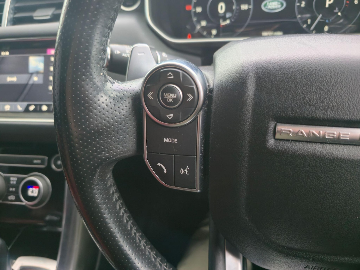 Used Land Rover Range Rover Sport 2017 for sale - 77612612: Photo 13