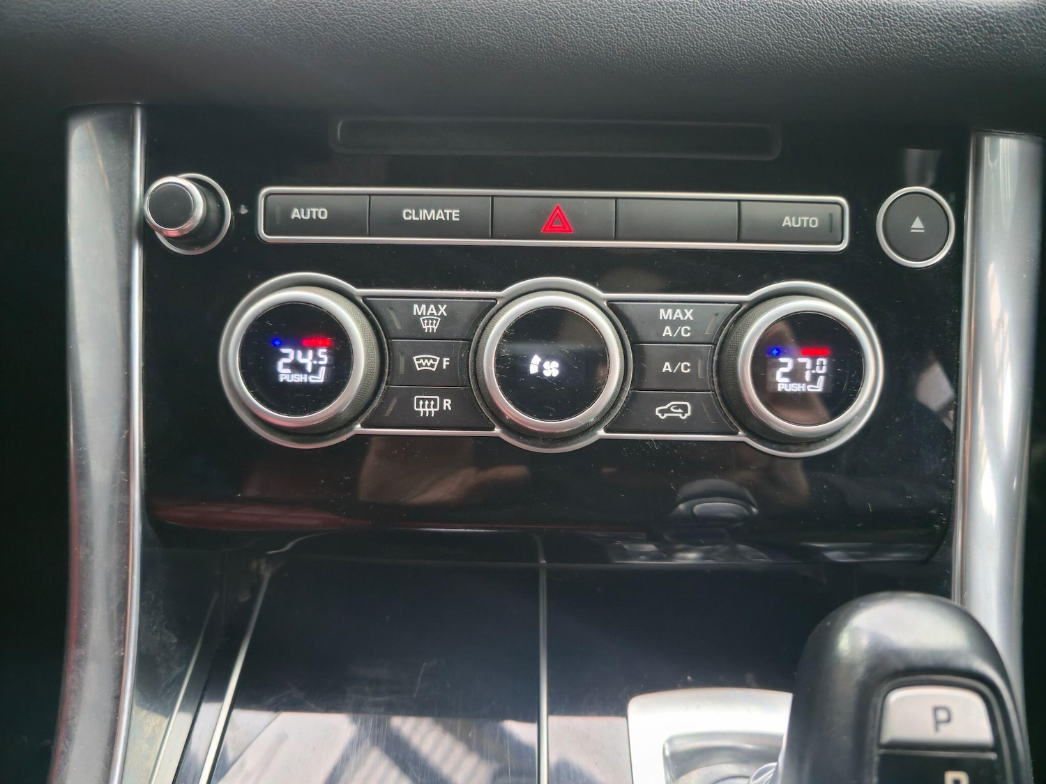 Used Land Rover Range Rover Sport 2017 for sale - 77612612: Photo 18