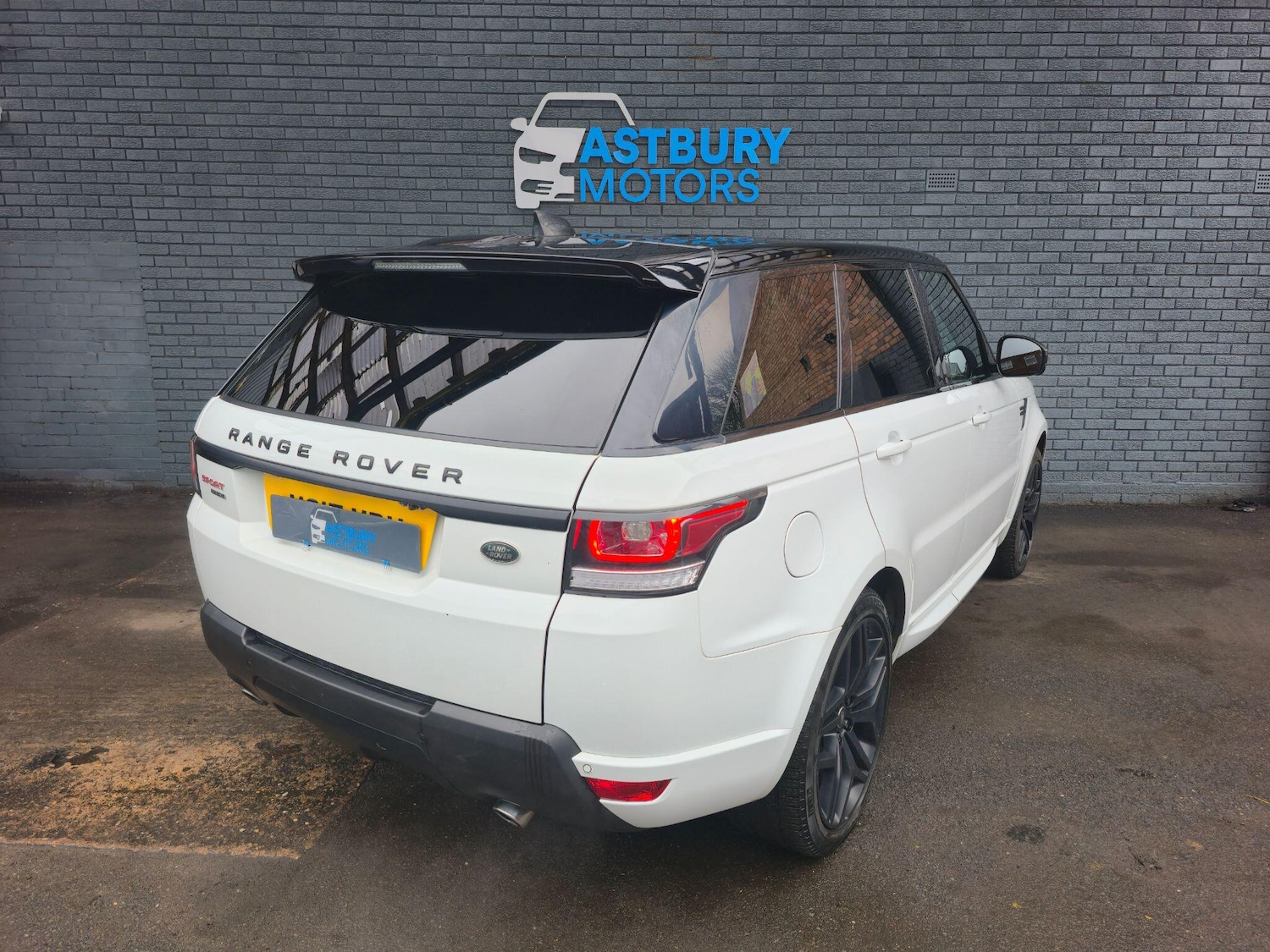 Used Land Rover Range Rover Sport 2017 for sale - 77612612: Photo 7