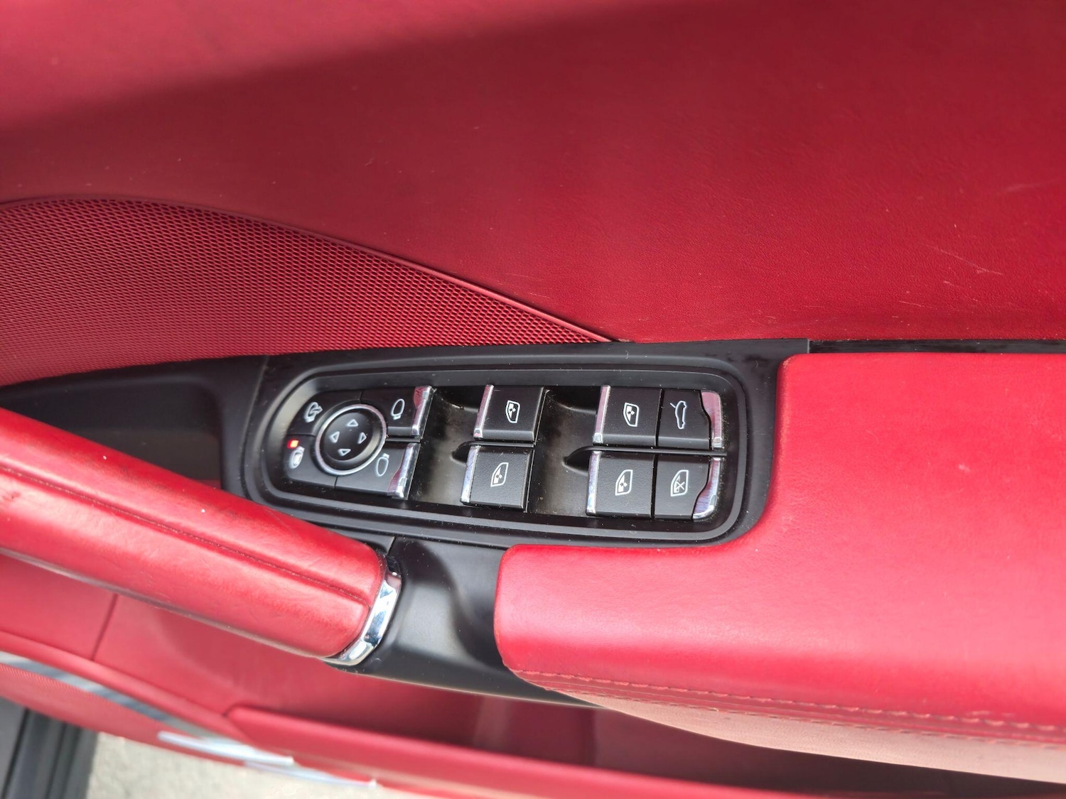 Used Porsche Cayenne for sale - 77671214: Photo 49