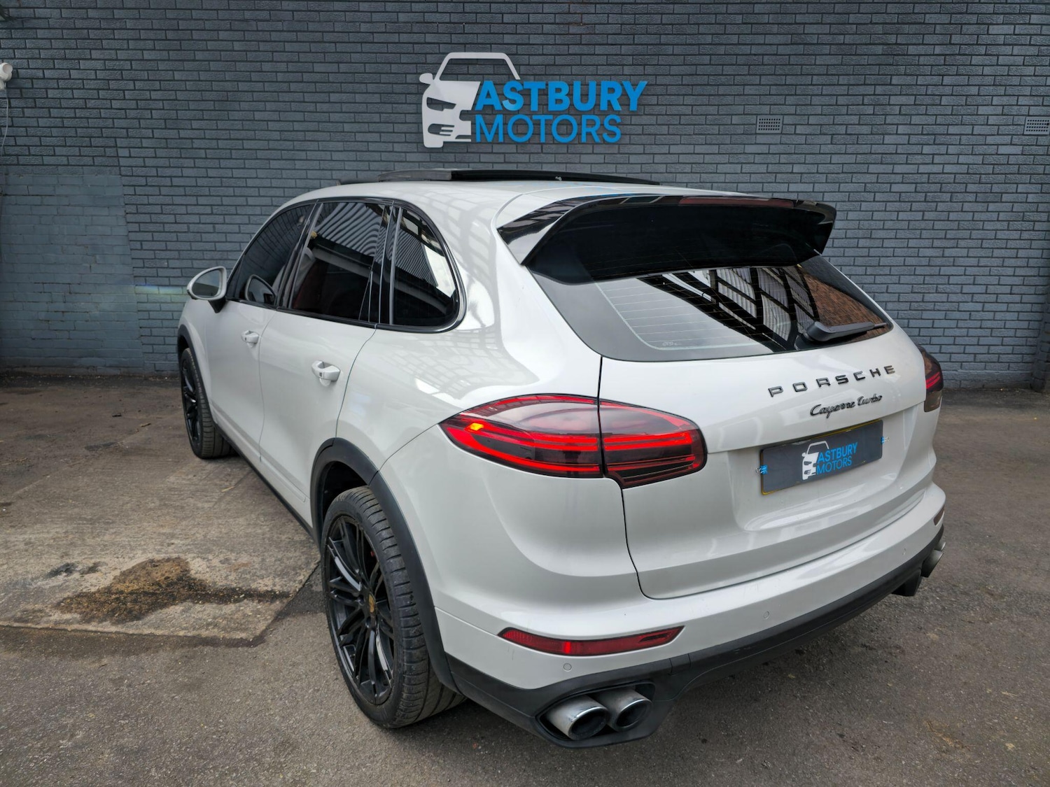 Used Porsche Cayenne for sale - 77671214: Photo 5