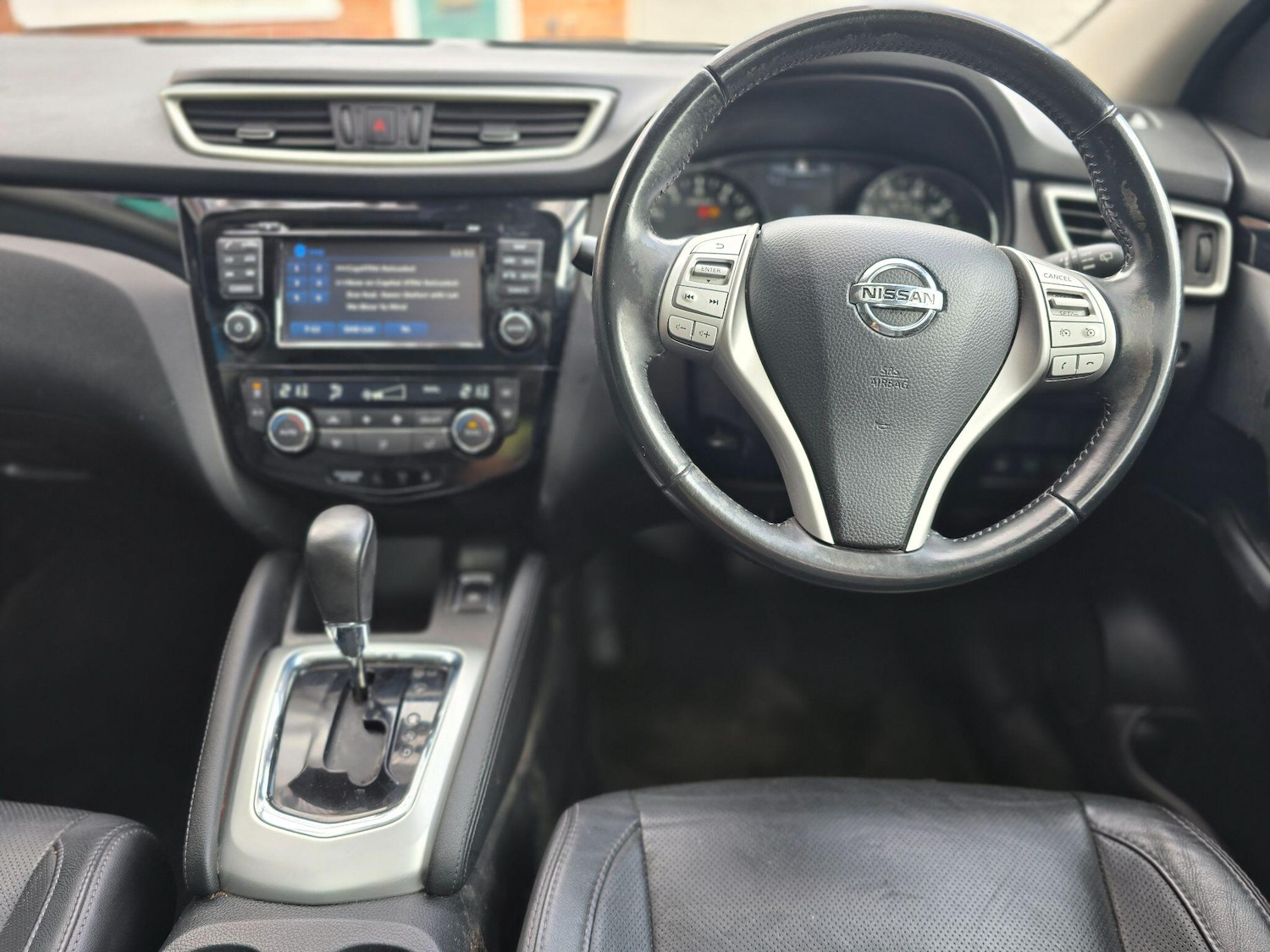 Used Nissan Qashqai 2015 for sale - 76693747: Photo 14