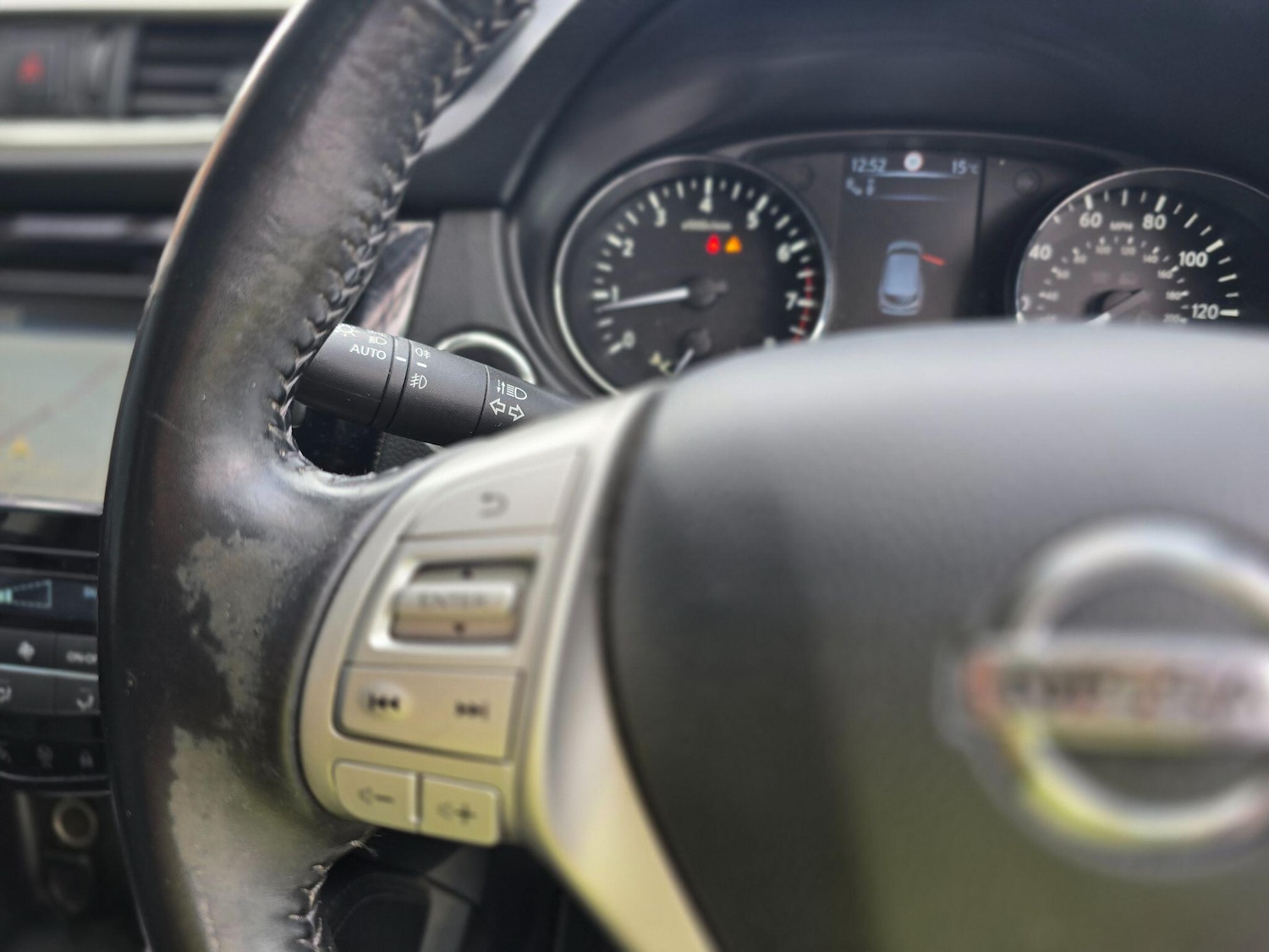 Used Nissan Qashqai 2015 for sale - 76693747: Photo 16