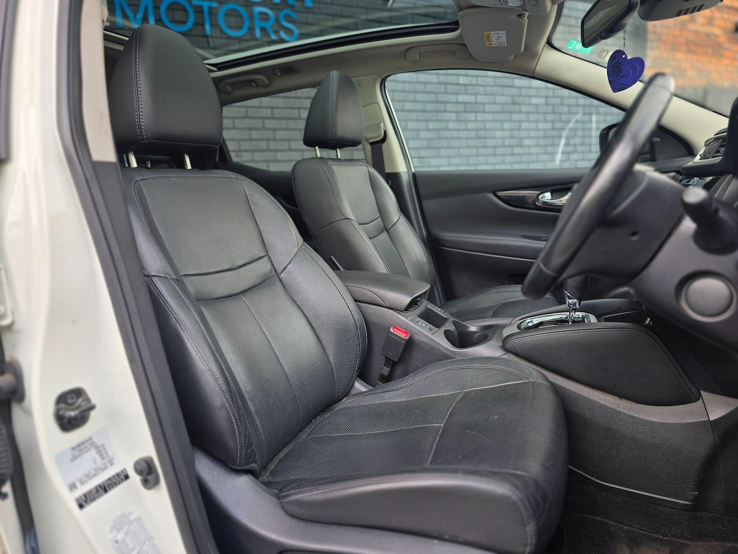 Used Nissan Qashqai 2015 for sale - 76693747: Photo 23