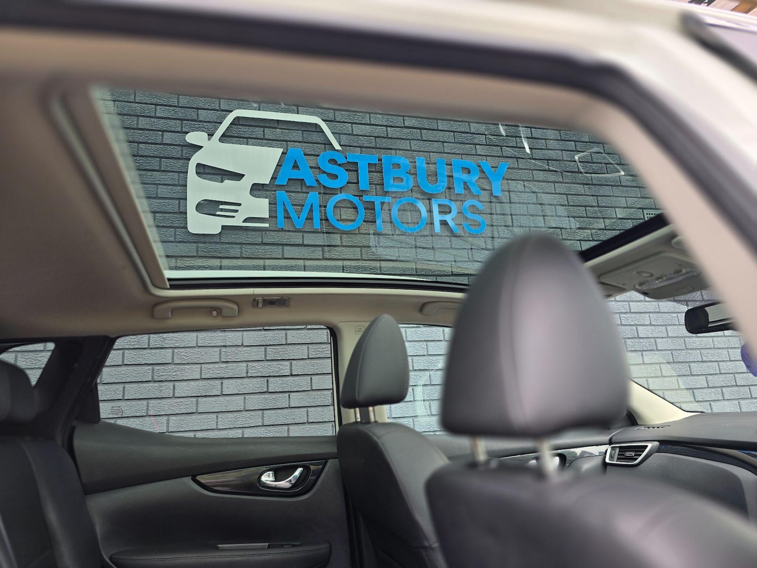 Used Nissan Qashqai 2015 for sale - 76693747: Photo 25