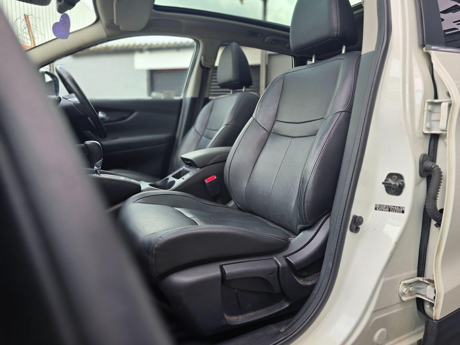 Used Nissan Qashqai 2015 for sale - 76693747: Photo 26