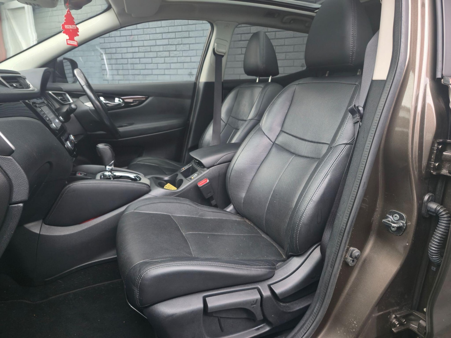 Used Nissan Qashqai 2017 for sale - 76689360: Photo 19