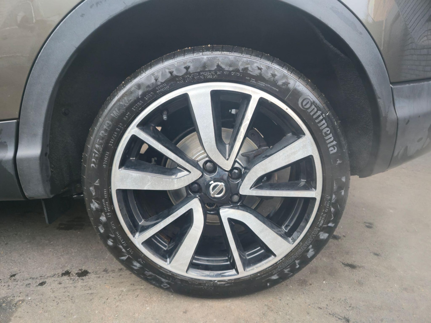 Used Nissan Qashqai 2017 for sale - 76689360: Photo 27