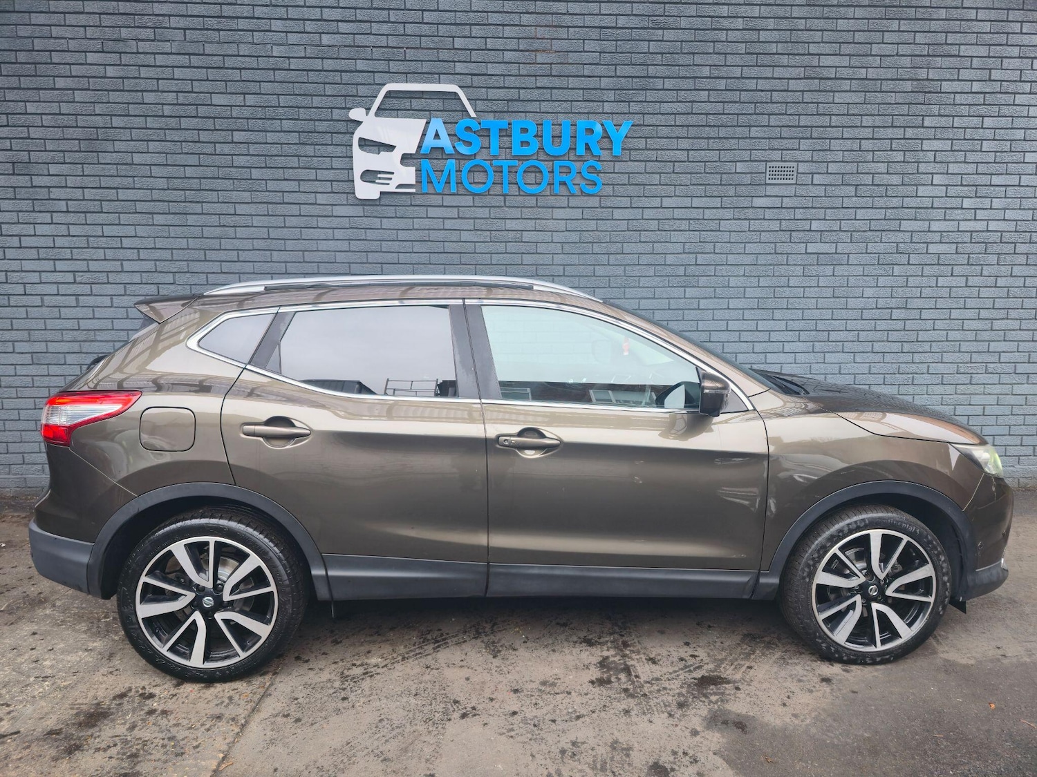 Used Nissan Qashqai 2017 for sale - 76689360: Photo 8