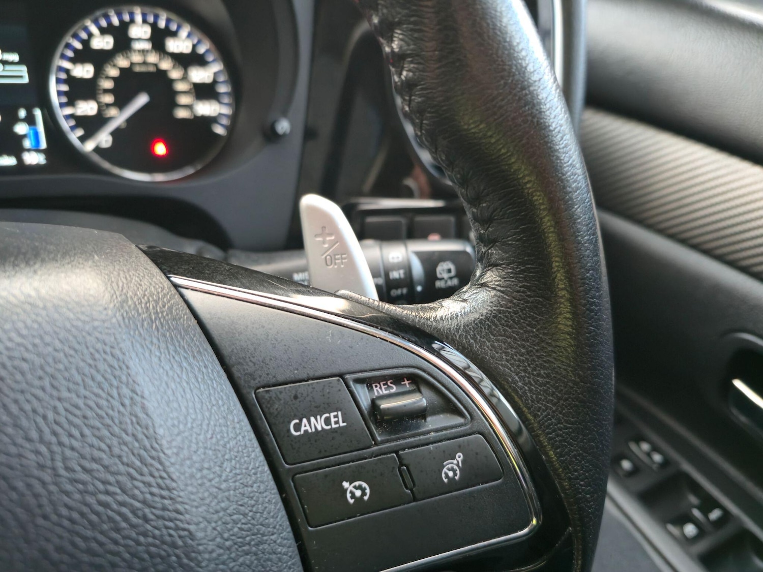 Used Mitsubishi Outlander 2017 for sale - 76942525: Photo 16