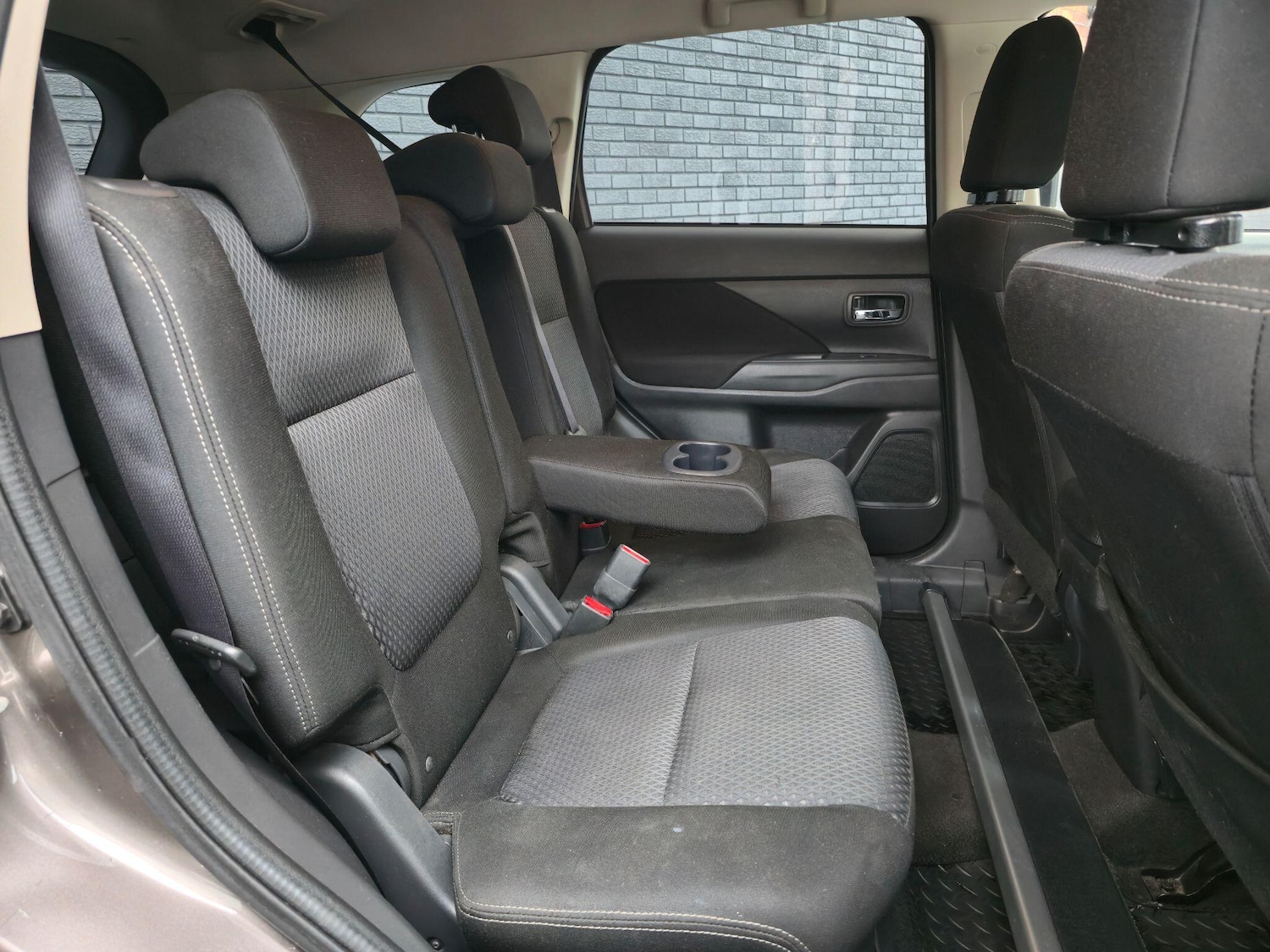 Used Mitsubishi Outlander 2017 for sale - 76942525: Photo 23