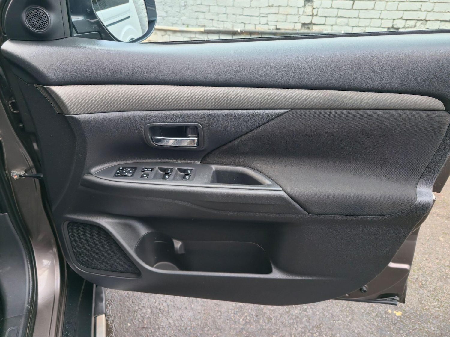 Used Mitsubishi Outlander 2017 for sale - 76942525: Photo 27