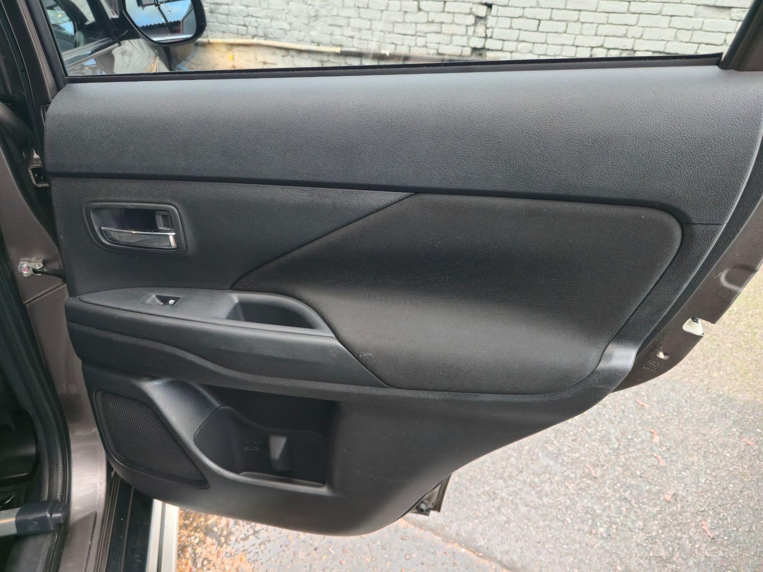 Used Mitsubishi Outlander 2017 for sale - 76942525: Photo 28