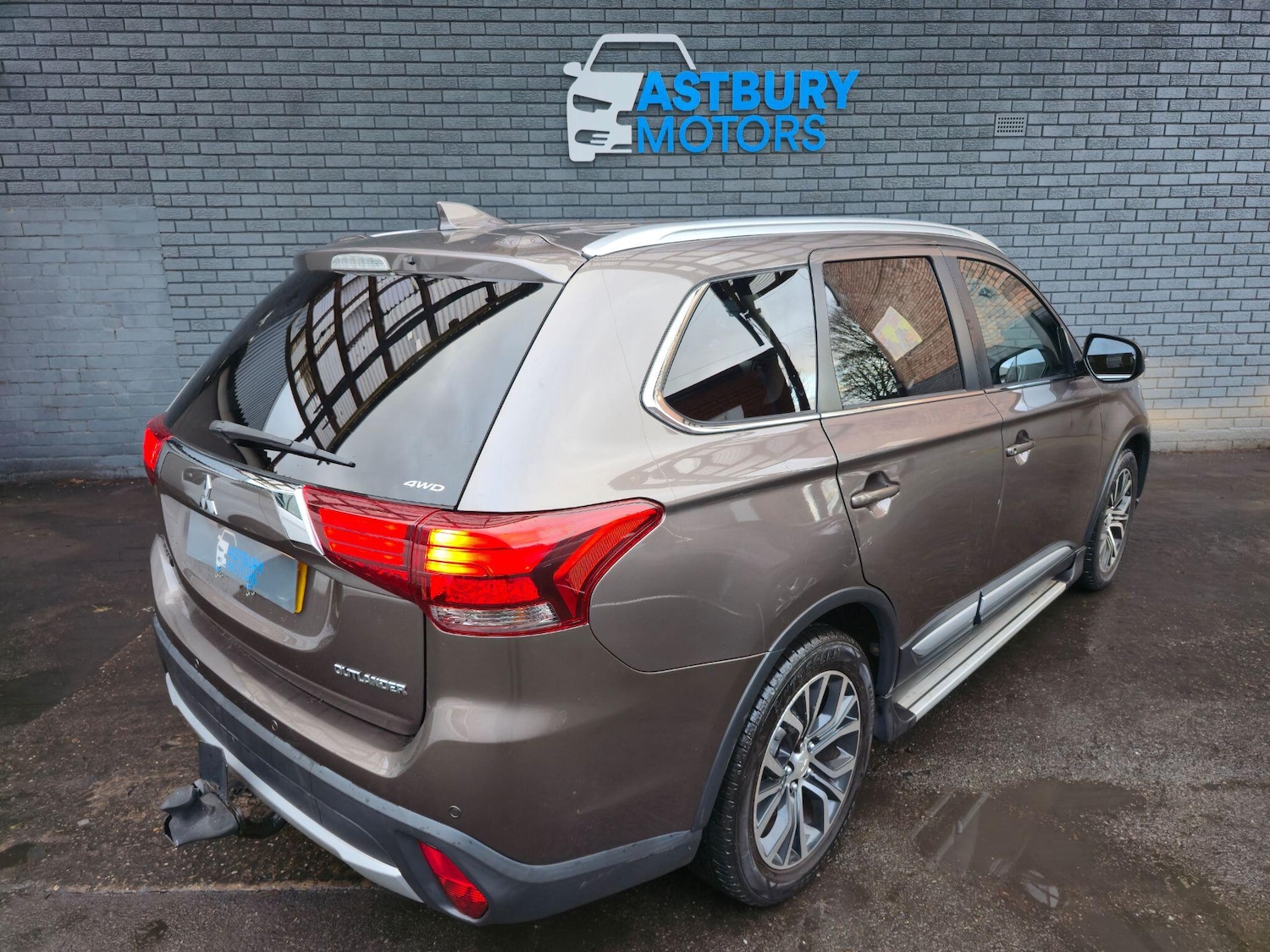 Used Mitsubishi Outlander 2017 for sale - 76942525: Photo 7