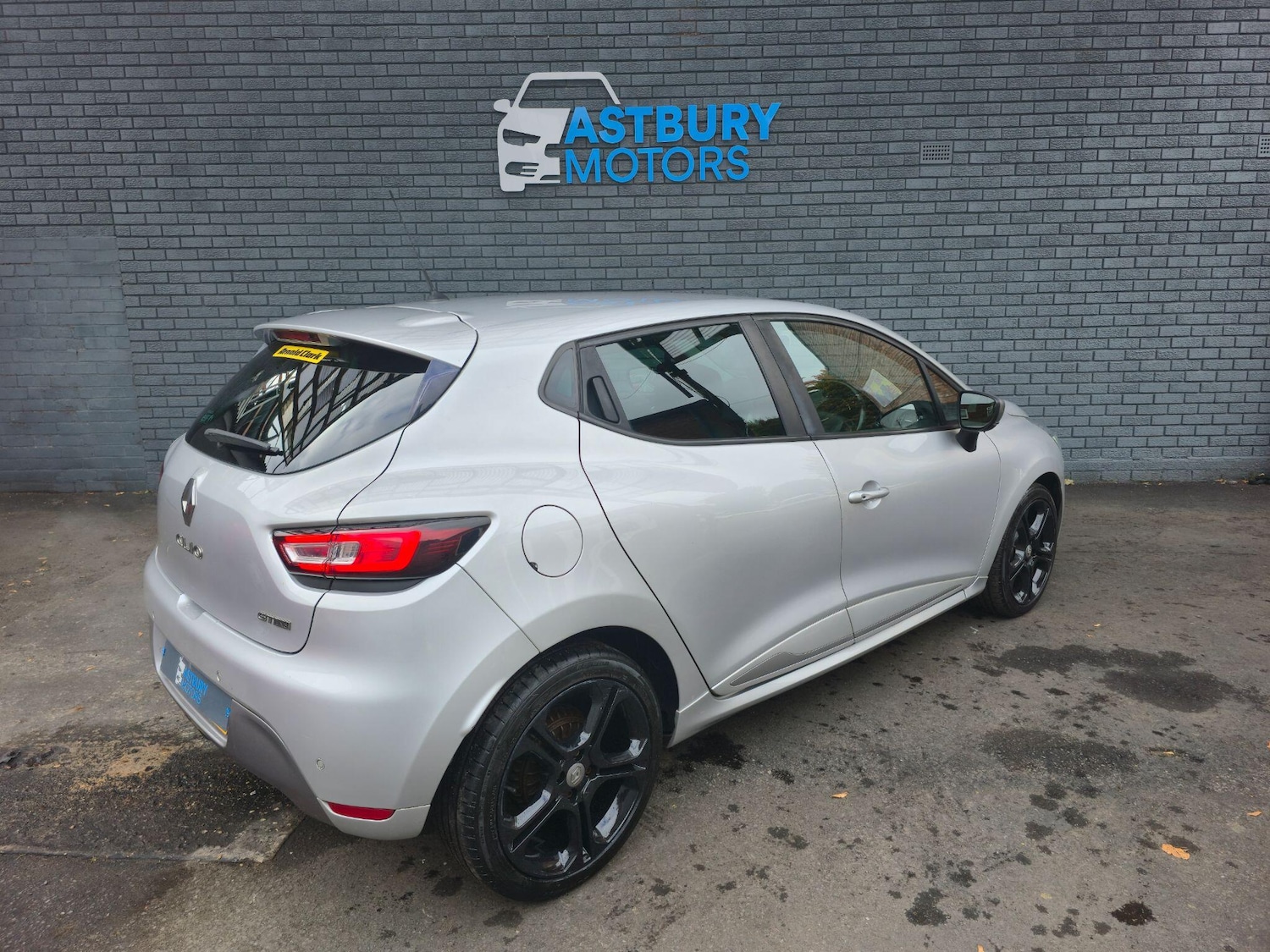 Used Renault Clio 2019 for sale - 76693740: Photo 7