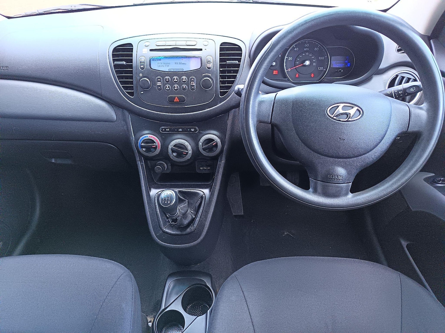 Used Hyundai i10 2013 for sale - 76693745: Photo 13