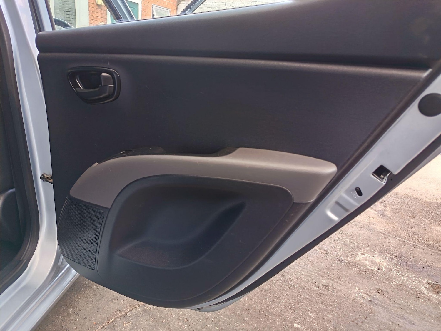 Used Hyundai i10 2013 for sale - 76693745: Photo 26