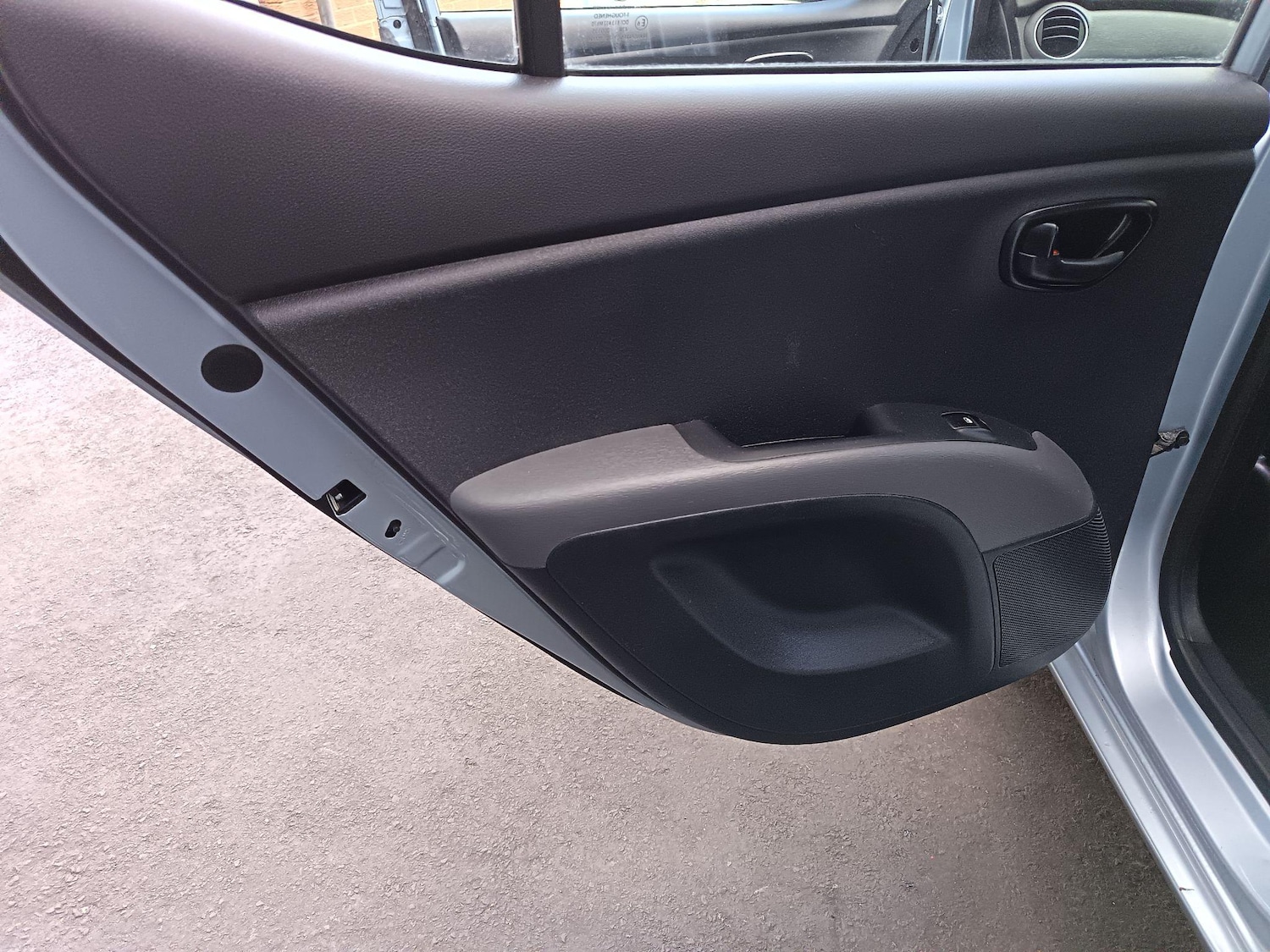 Used Hyundai i10 2013 for sale - 76693745: Photo 28