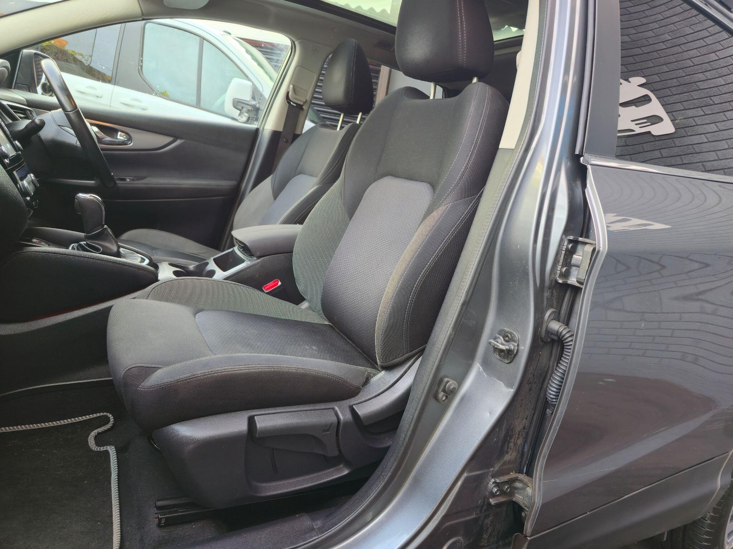 Used Nissan Qashqai 2018 for sale - 76850212: Photo 23