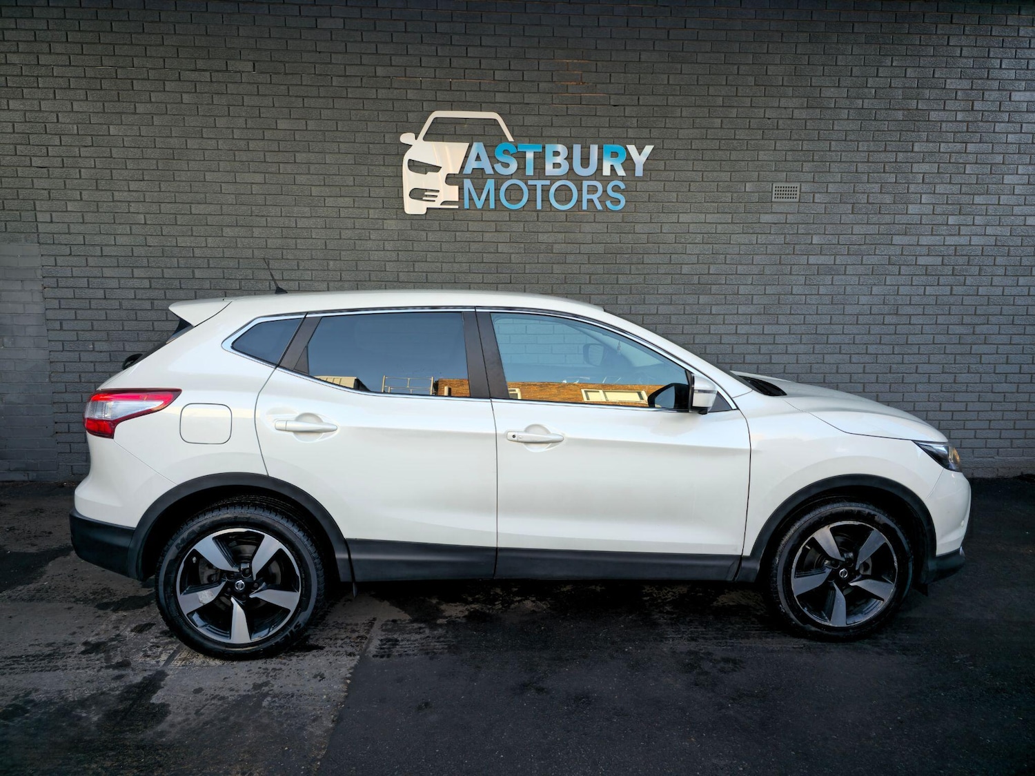 Used Nissan Qashqai 2015 for sale - 77091839: Photo 8