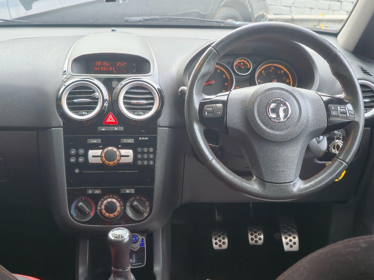 Used Vauxhall Corsa 2011 for sale - 76693737: Photo 13