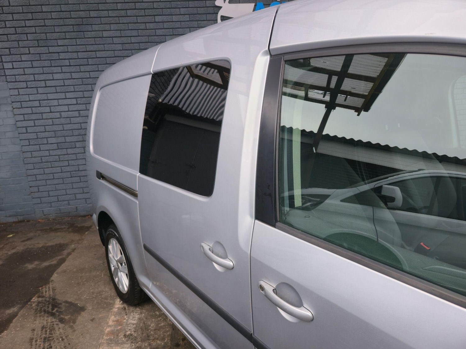Used Volkswagen Caddy Maxi 2014 for sale - 76839563: Photo 11