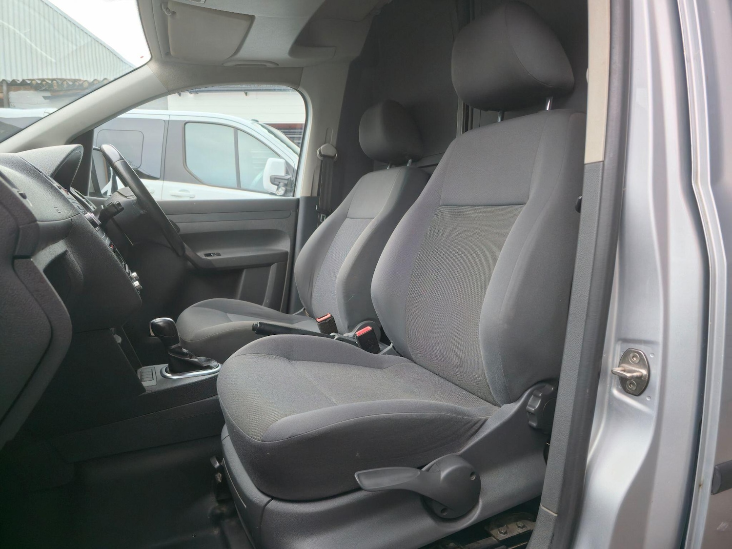 Used Volkswagen Caddy Maxi 2014 for sale - 76839563: Photo 22