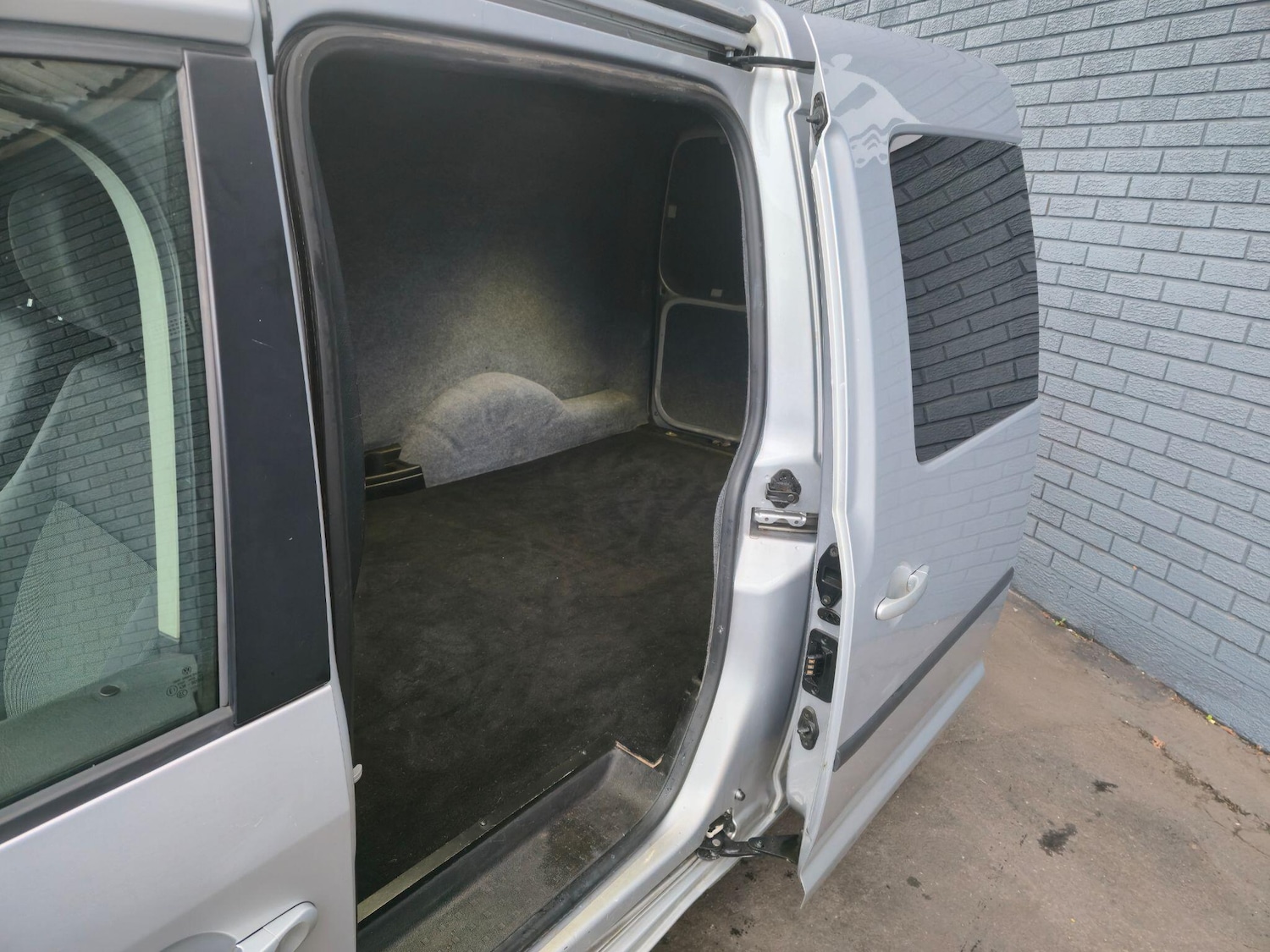 Used Volkswagen Caddy Maxi 2014 for sale - 76839563: Photo 23