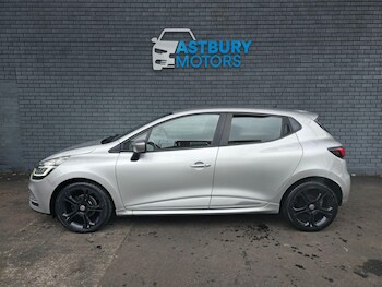Used Renault Clio 2019 for sale - 76689405: Photo