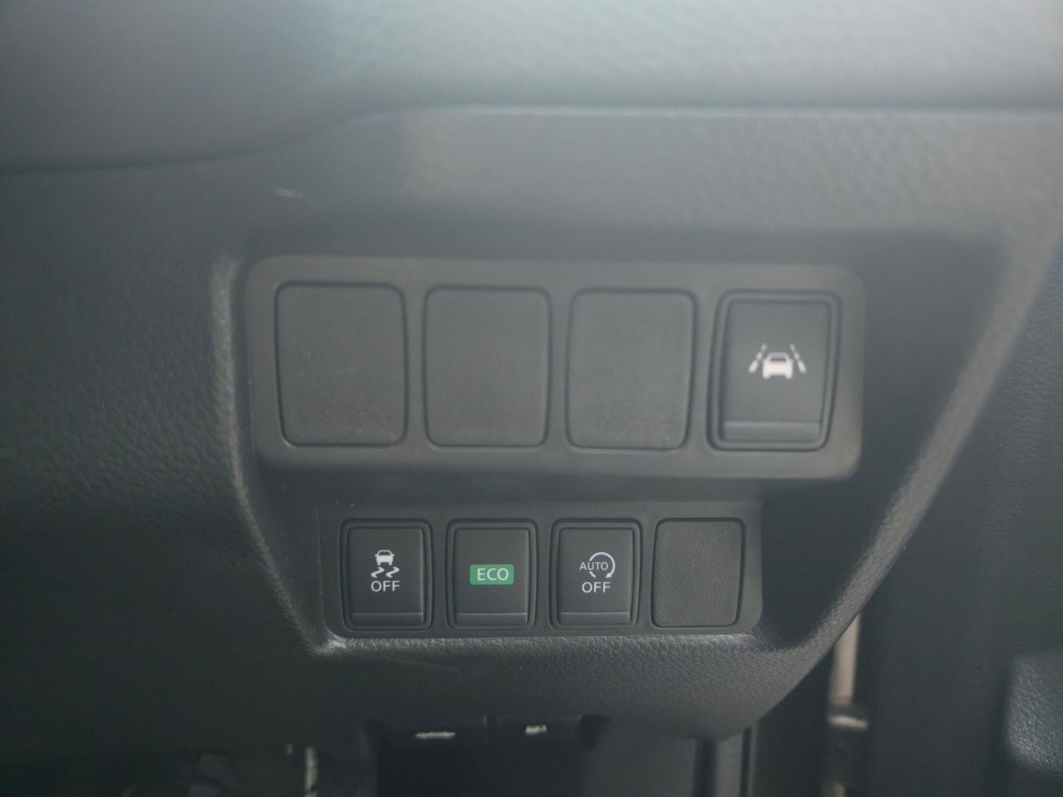 Used Nissan Qashqai 2017 for sale - 76693738: Photo 14