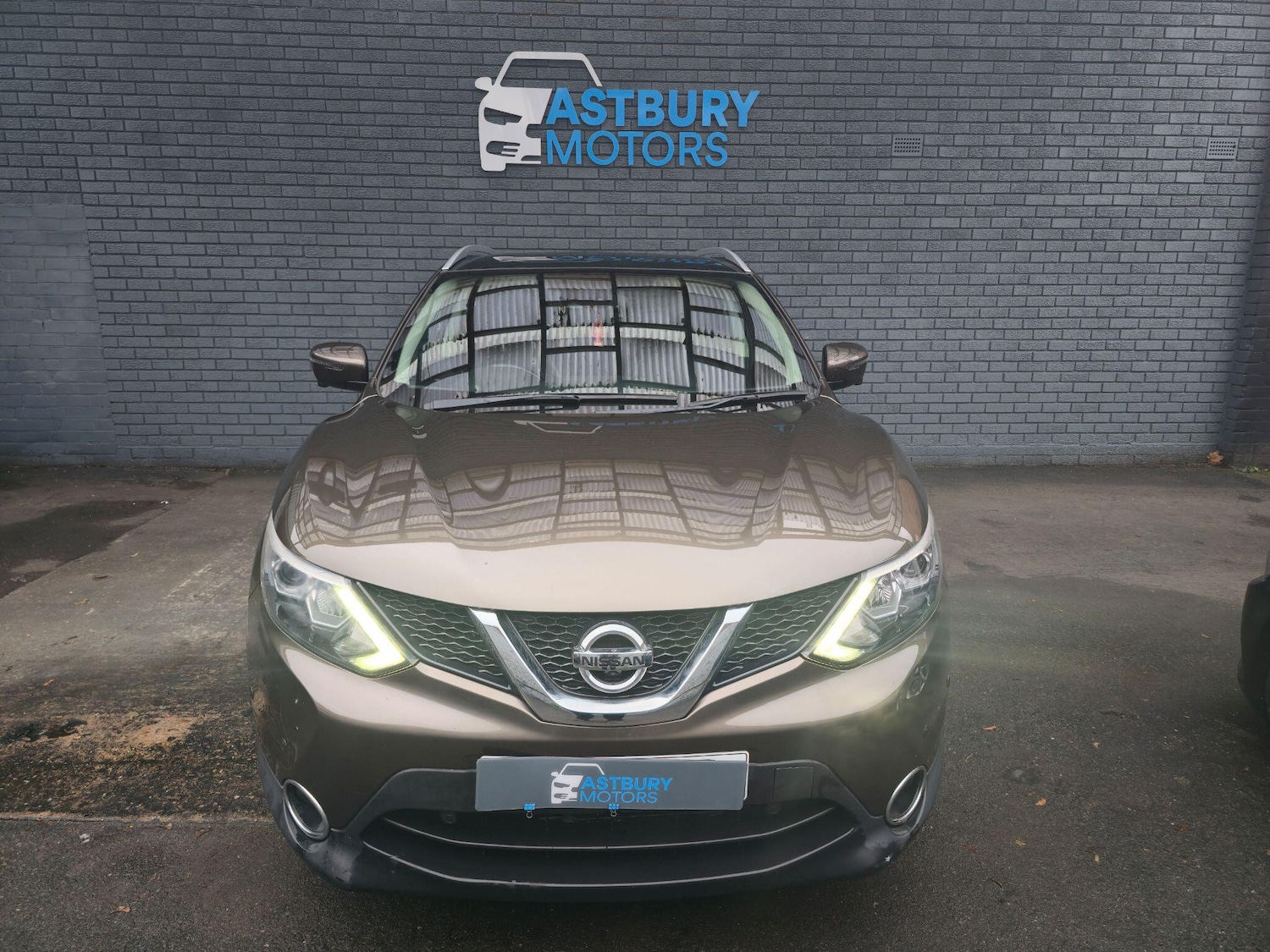 Used Nissan Qashqai 2017 for sale - 76693738: Photo 2