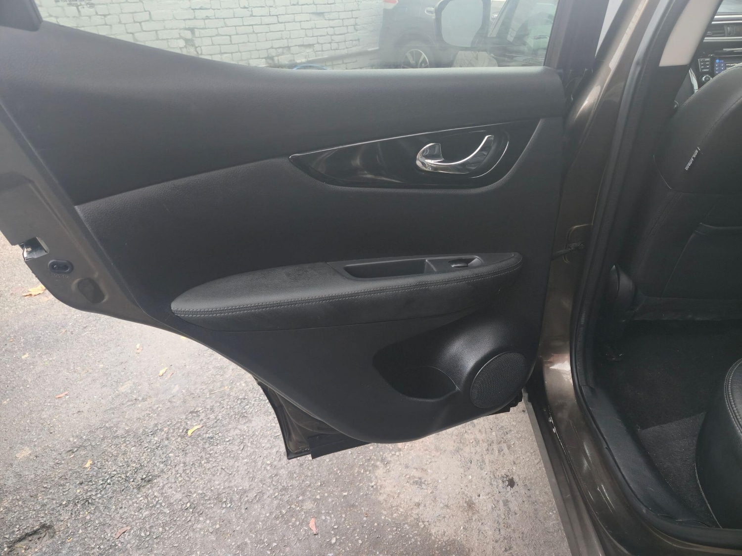 Used Nissan Qashqai 2017 for sale - 76693738: Photo 25