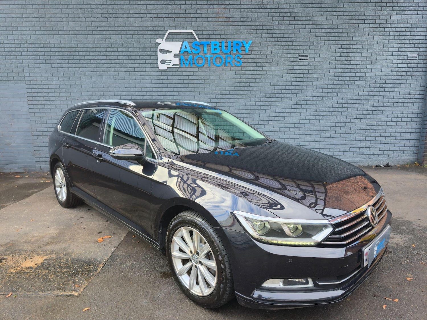 Used Volkswagen Passat 2019 for sale - 76693741: Photo 1