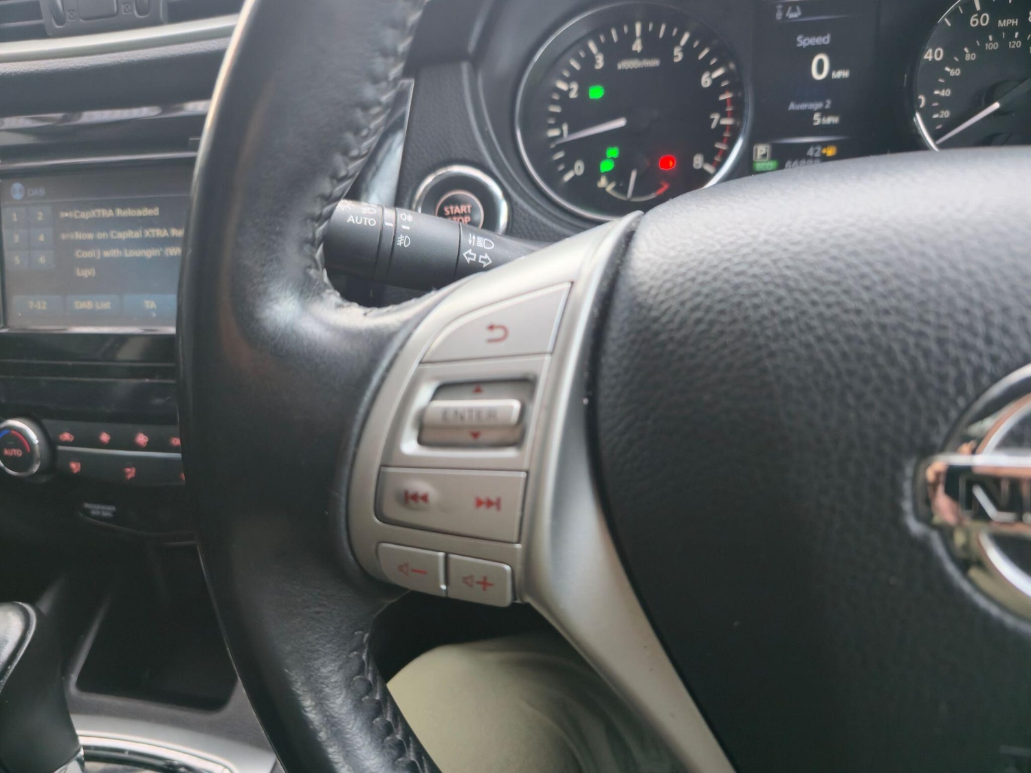 Used Nissan Qashqai for sale - 78116067: Photo 12