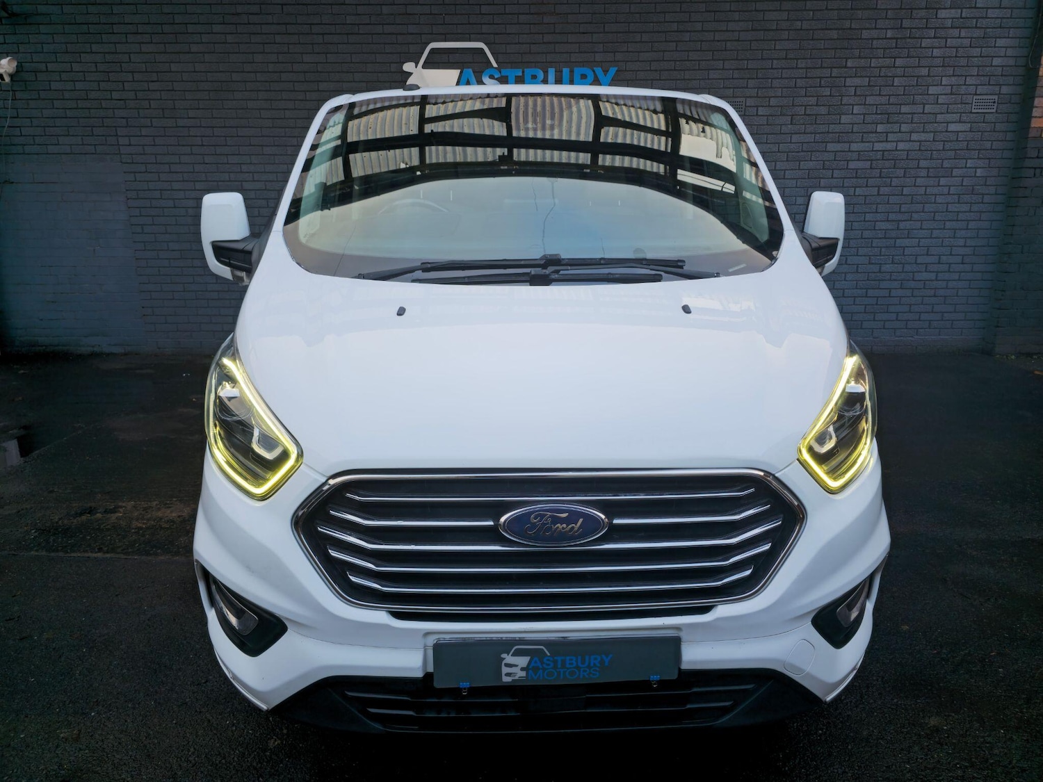 Used Ford Tourneo Custom 2019 for sale - 76752913: Photo 2