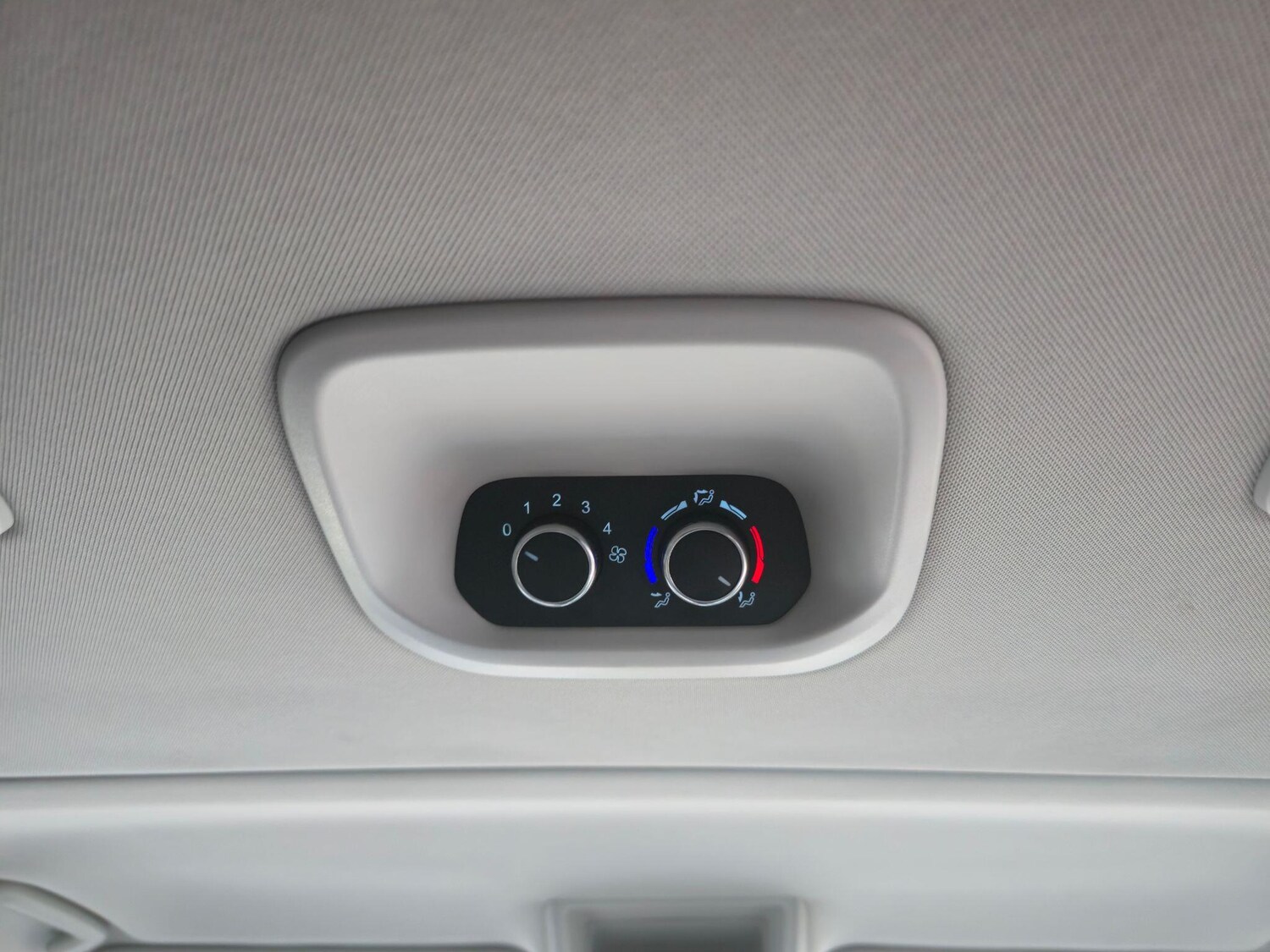 Used Ford Tourneo Custom 2019 for sale - 76752913: Photo 24