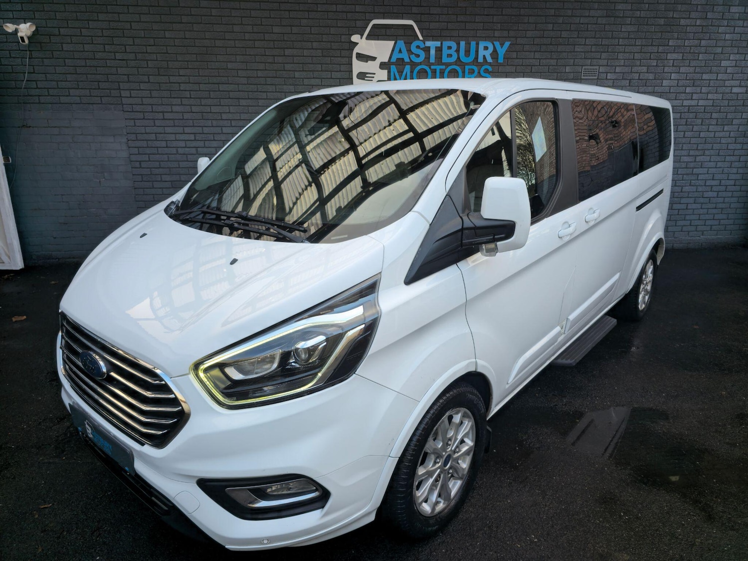 Used Ford Tourneo Custom 2019 for sale - 76752913: Photo 3