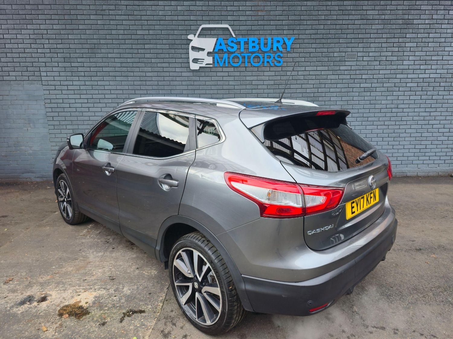 Used Nissan Qashqai 2017 for sale - 76693739: Photo 5